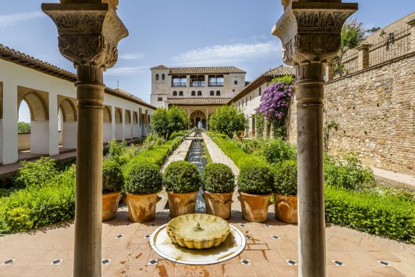 Cost of Courtyard Construction Service in Kansas City