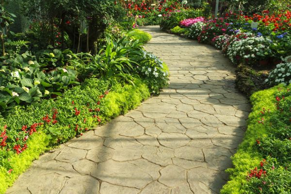 Cost of Stone Pathway Service in Kansas City